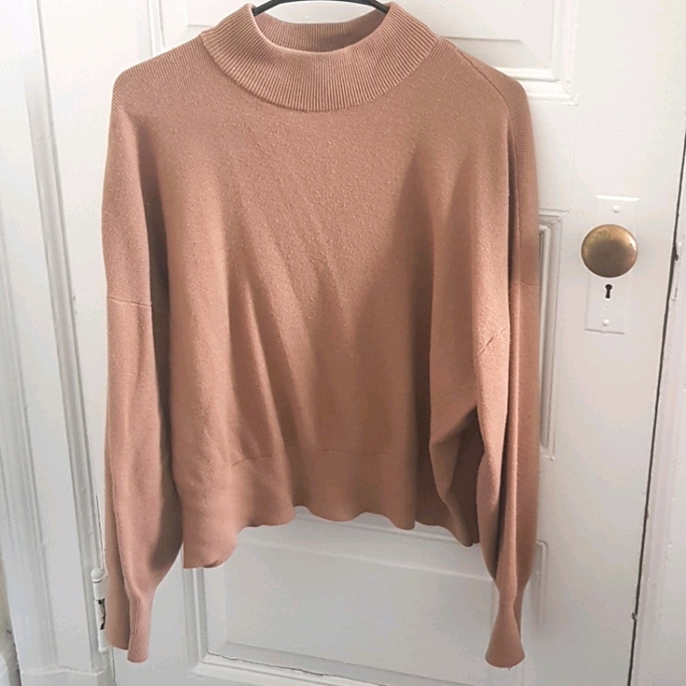 H&M Tan Sweater